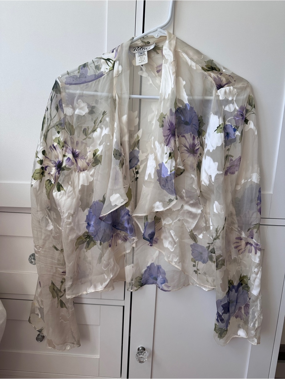 Vintage Patra Sheer Floral Shrug Jacket in Cream and Lavender